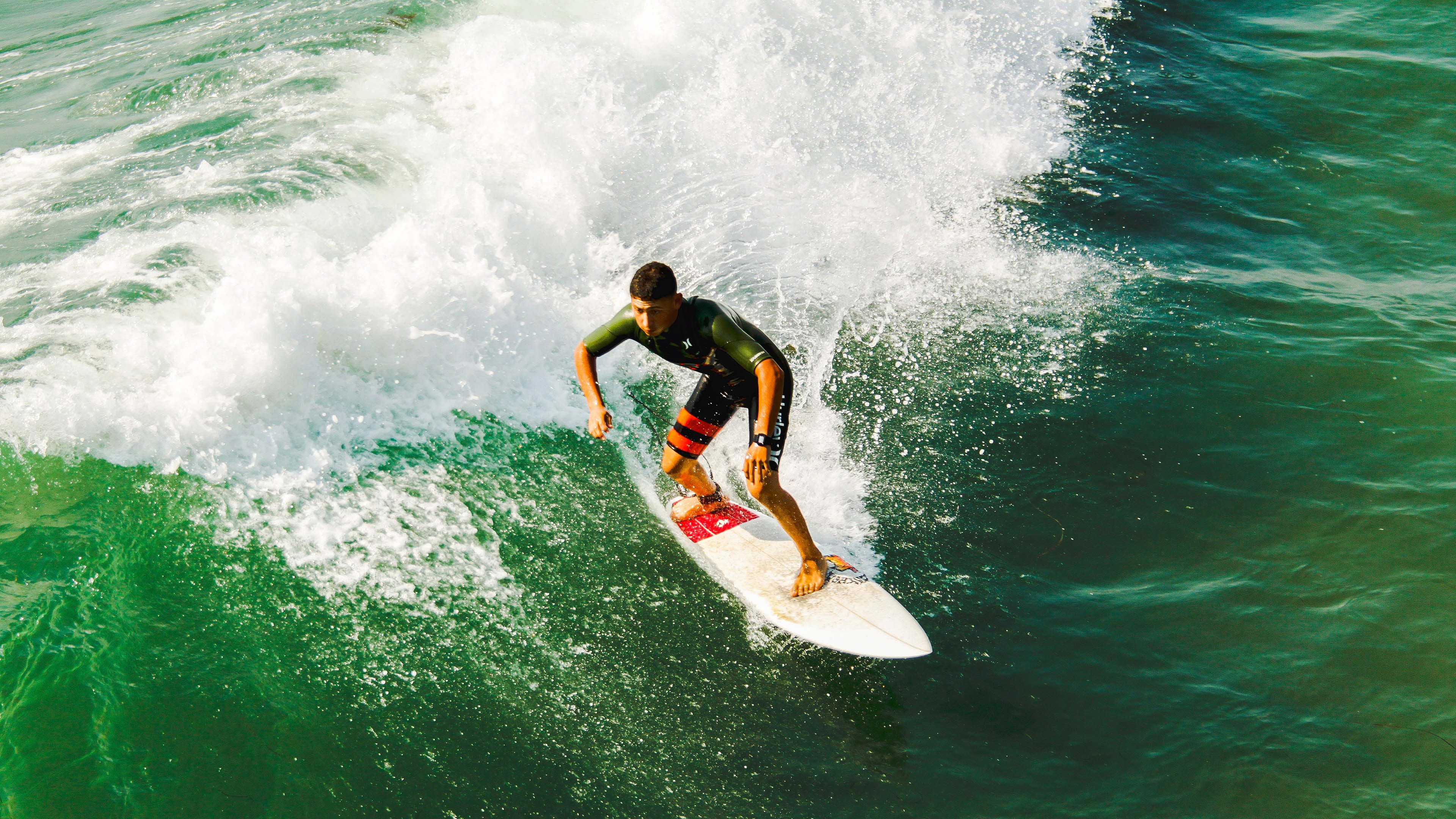 青训体系助力中国足球未来，年轻球员崭露头角